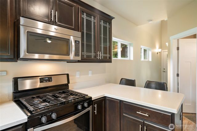 7270 E Grandview Street, Port Orchard, WA 98366
