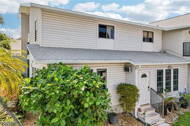 17034 Golfside CIR 701, Fort Myers, FL 33908