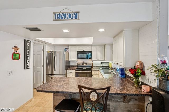 17034 Golfside CIR 701, Fort Myers, FL 33908