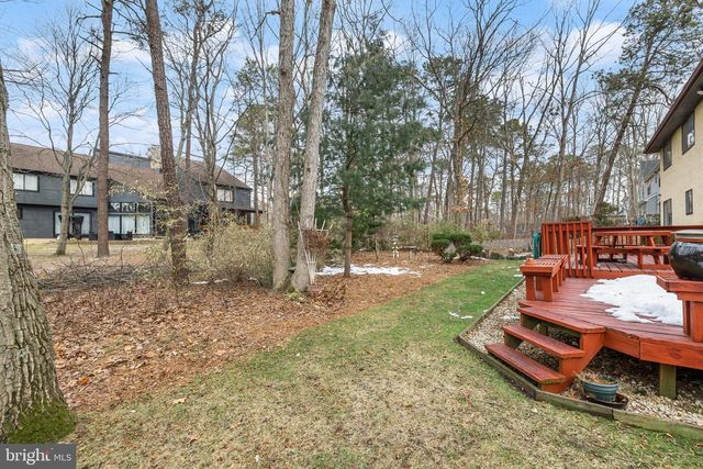 6 HAZEL AVE, Voorhees, NJ 08043