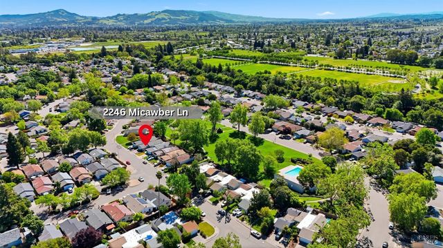 2446 Micawber Ln, Santa Rosa, CA 95401
