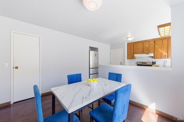 2446 Micawber Ln, Santa Rosa, CA 95401