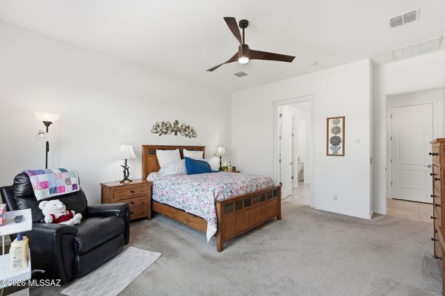 558 N Sonoma Vista Drive, Green Valley, AZ 85614