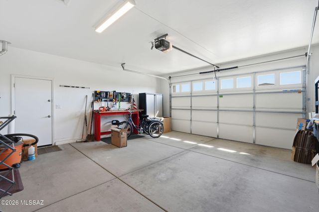 558 N Sonoma Vista Drive, Green Valley, AZ 85614