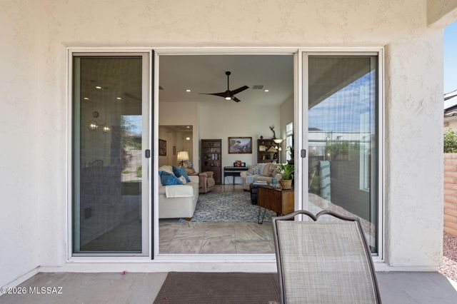 558 N Sonoma Vista Drive, Green Valley, AZ 85614