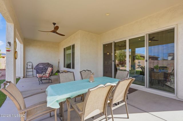 558 N Sonoma Vista Drive, Green Valley, AZ 85614