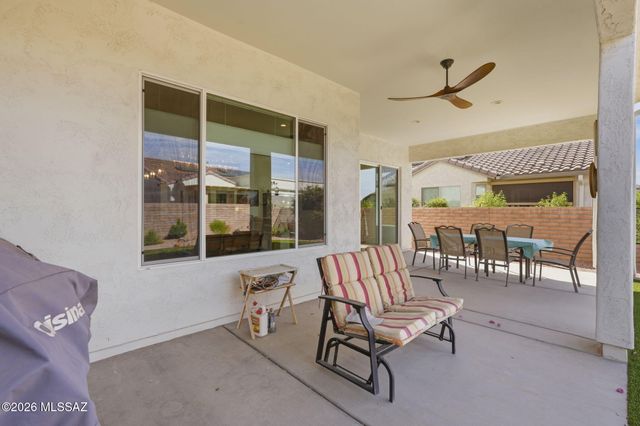 558 N Sonoma Vista Drive, Green Valley, AZ 85614
