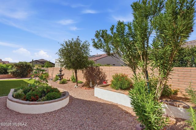 558 N Sonoma Vista Drive, Green Valley, AZ 85614