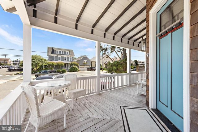 204 SECOND ST, Beach Haven, NJ 08008
