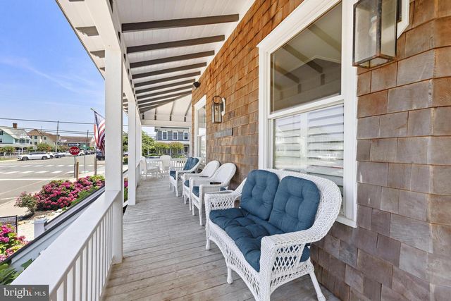 204 SECOND ST, Beach Haven, NJ 08008