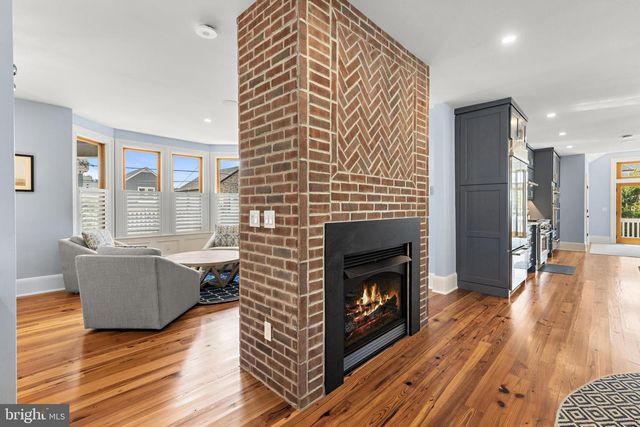 204 SECOND ST, Beach Haven, NJ 08008