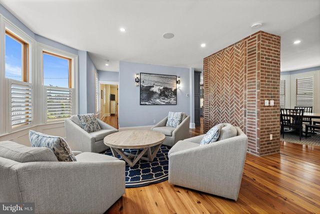 204 SECOND ST, Beach Haven, NJ 08008