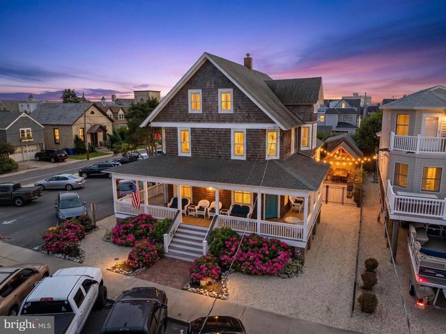 204 SECOND ST, Beach Haven, NJ 08008