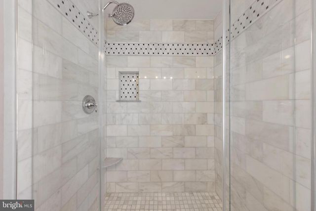 204 SECOND ST, Beach Haven, NJ 08008