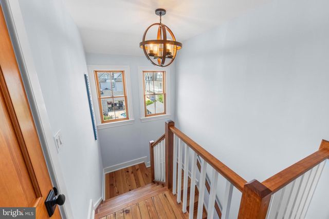 204 SECOND ST, Beach Haven, NJ 08008