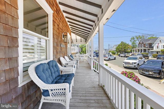204 SECOND ST, Beach Haven, NJ 08008