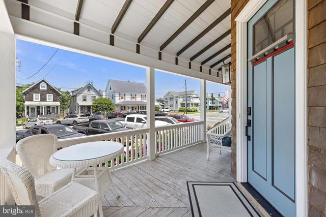 204 SECOND ST, Beach Haven, NJ 08008