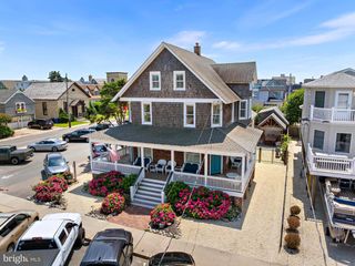 204 SECOND ST, Beach Haven, NJ 08008