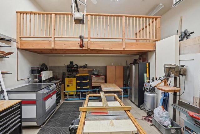 11656 Green Ln, Lakeside, CA 92040