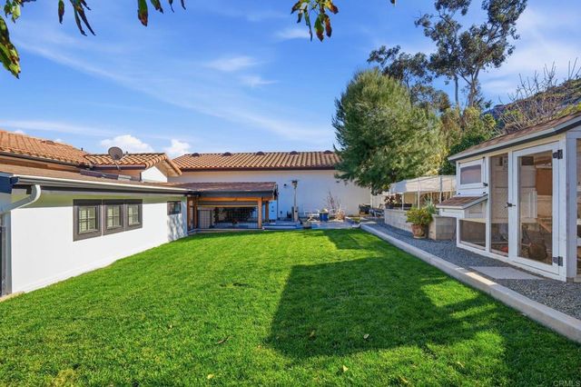 11656 Green Ln, Lakeside, CA 92040