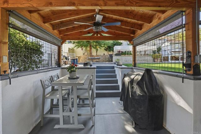 11656 Green Ln, Lakeside, CA 92040