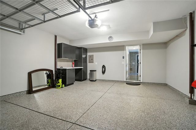 30 S Patterson Boulevard, Dayton, OH 45402