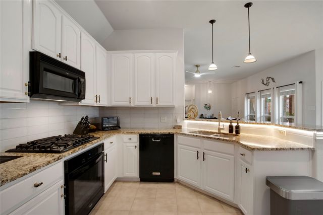 7585 Glasshouse Walk, Frisco, TX 75035