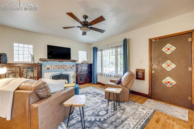 325 W Pitkin Avenue, Pueblo, CO 81004