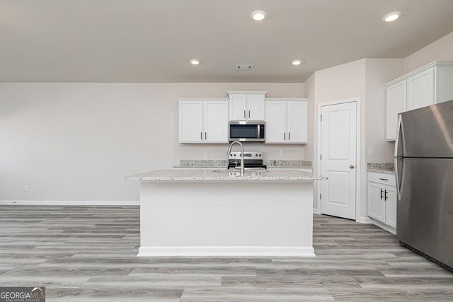3968 Hidden River Lane, Oakwood, GA 30566