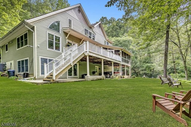 18 Hickory Run Rd, Lebanon Twp., NJ 07830