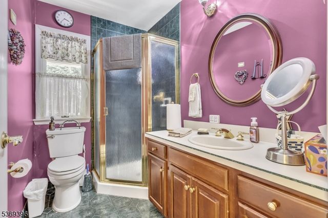18 Hickory Run Rd, Lebanon Twp., NJ 07830