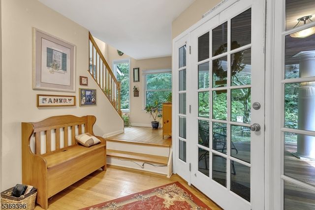 18 Hickory Run Rd, Lebanon Twp., NJ 07830