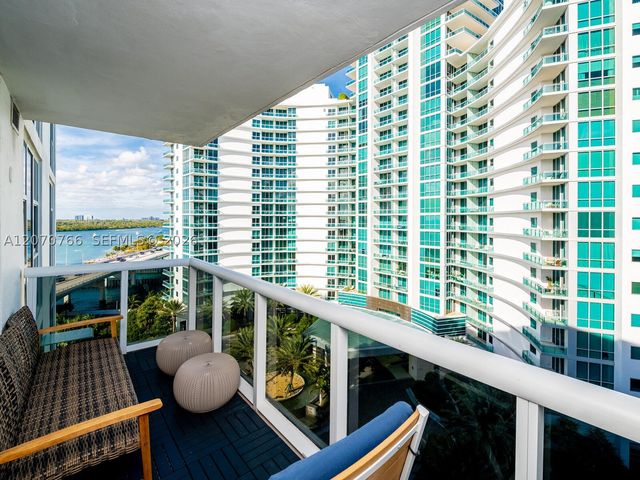10275 Collins Ave 1132, Bal Harbour, FL 33154