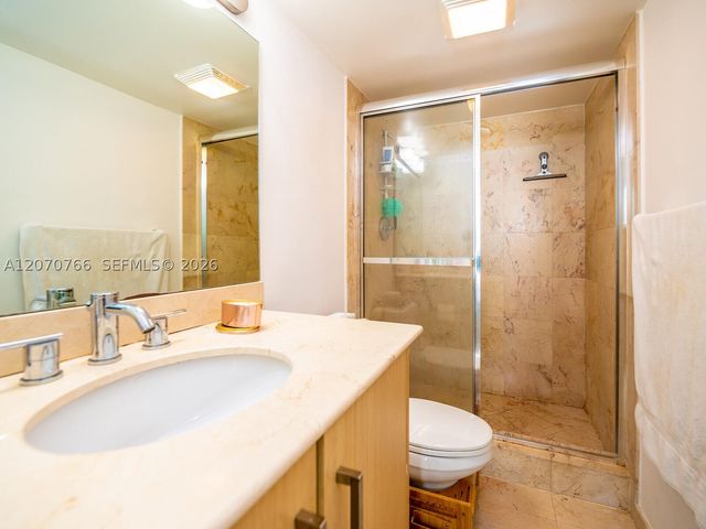 10275 Collins Ave 1132, Bal Harbour, FL 33154