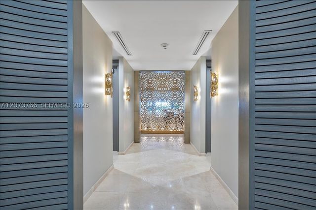 10275 Collins Ave 1132, Bal Harbour, FL 33154
