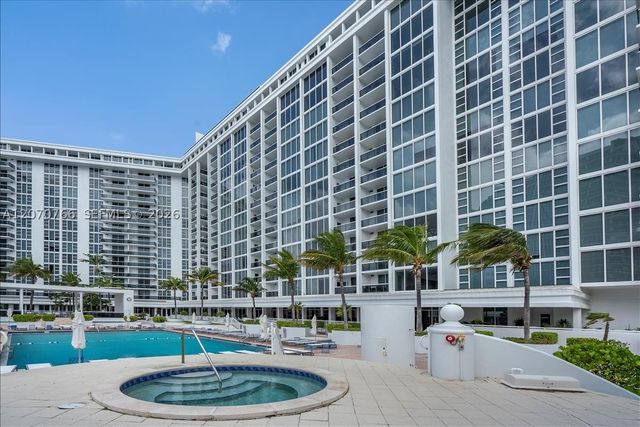 10275 Collins Ave 1132, Bal Harbour, FL 33154