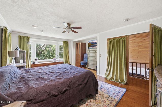 472 Hideaway Farm Road, Piney Flats, TN 37686