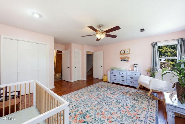 472 Hideaway Farm Road, Piney Flats, TN 37686