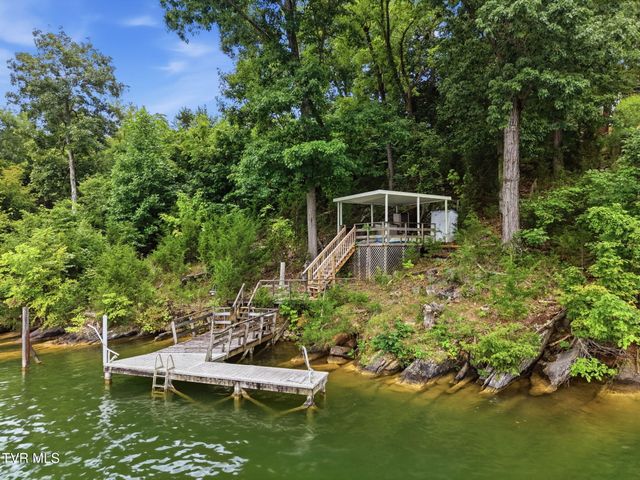 472 Hideaway Farm Road, Piney Flats, TN 37686