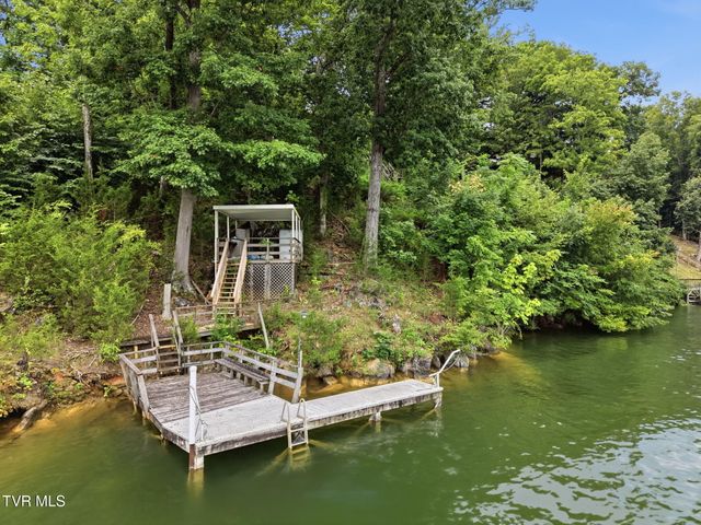 472 Hideaway Farm Road, Piney Flats, TN 37686