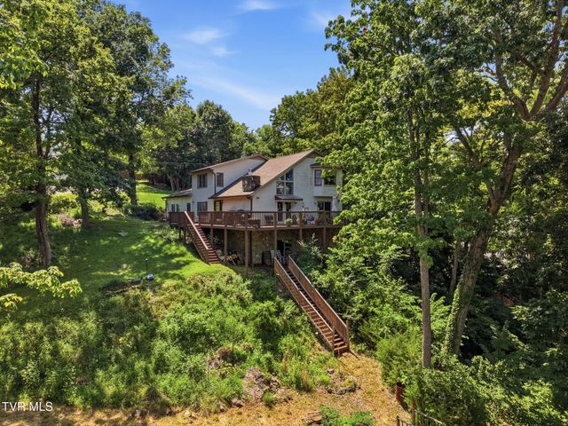 472 Hideaway Farm Road, Piney Flats, TN 37686