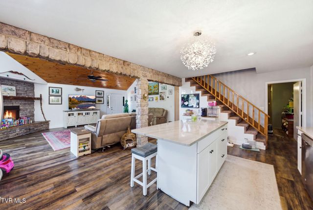 472 Hideaway Farm Road, Piney Flats, TN 37686
