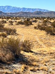 172 Avenue L4, Lancaster, CA 93535