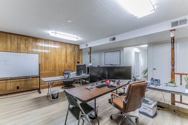 3809 Doris LN, Round Rock, TX 78664