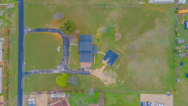 3809 Doris LN, Round Rock, TX 78664