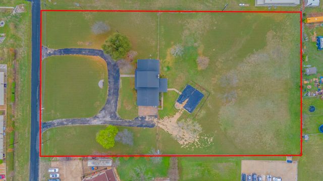 3809 Doris LN, Round Rock, TX 78664