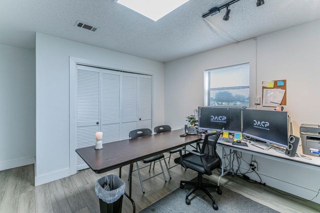 3809 Doris LN, Round Rock, TX 78664