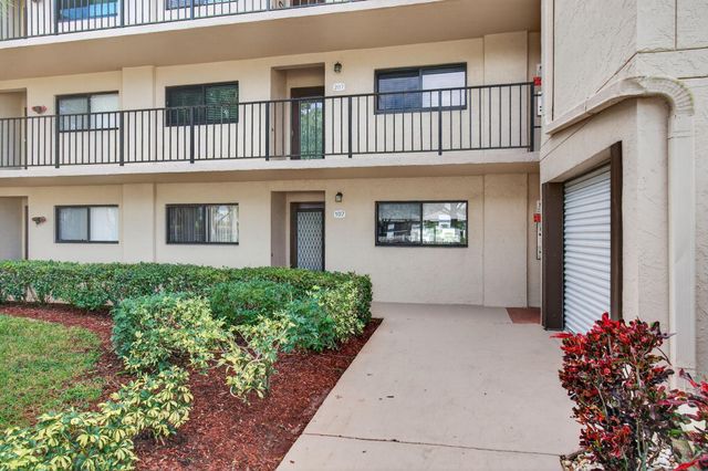 15324 Lakes Of Delray Boulevard 107, Delray Beach, FL 33484