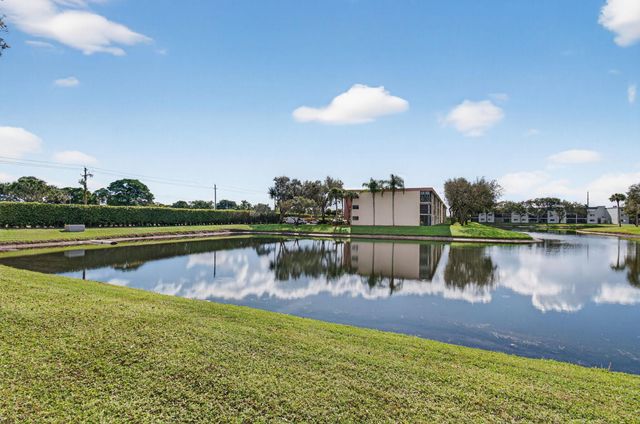 15324 Lakes Of Delray Boulevard 107, Delray Beach, FL 33484