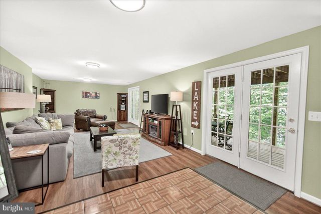 10490 LAKERIDGE CT, New Market, MD 21774